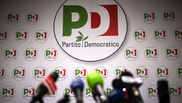 Microphones are set up at the the Democratic Party headquarters, in Rome, Sunday, March 4, 2018 - Sputnik International