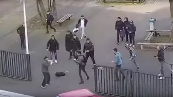 Holland Netherlands: Man Attacks School Kids With A Knife - Sputnik International