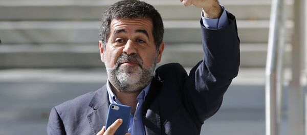 Jordi Sanchez, president of the pro-independence Catalan National Assembly leaves the national court during a break in Madrid, Spain, in Madrid, Spain, Monday, Oct. 16, 2017. - Sputnik International
