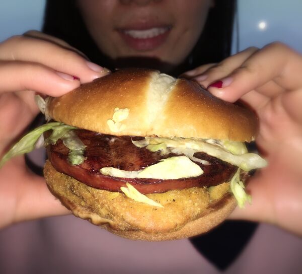 Russian burger Russian burger - Sputnik International