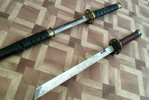Samurai swords recovered from the robbers' hideout. Samurai swords recovered from the robbers' hideout. - Sputnik International