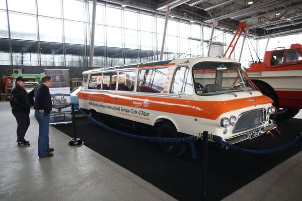 27th Old-timer Gallery Car Show in Pictures - Sputnik International
