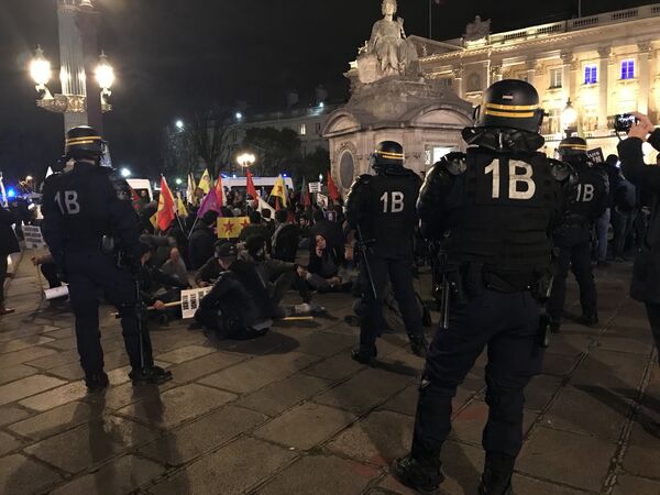 Pro-Kurd Rally in Paris Pro-Kurd Rally in Paris - Sputnik International