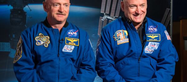 Identical twin astronauts, Scott and Mark Kelly, are subjects of NASA’s Twins Study. Scott (right) spent a year in space while Mark (left) stayed on Earth as a control subject. Researchers looked at the effects of space travel on the human body Identical twin astronauts, Scott and Mark Kelly, are subjects of NASA’s Twins Study. Scott (right) spent a year in space while Mark (left) stayed on Earth as a control subject. Researchers looked at the effects of space travel on the human body - Sputnik International