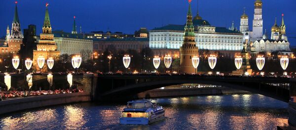 New Year's lights on Bolshoi Kamenny in Moscow New Year's lights on Bolshoi Kamenny in Moscow - Sputnik International