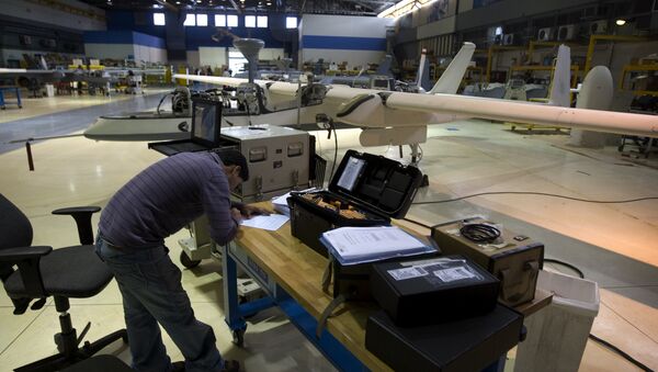 A technician for Israeli Aerospace Industries (IAI). (File) - Sputnik International