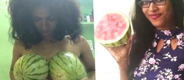 Water Melon Protest: Kerala Women Bare Breasts Protest Against Professor’s Sexist Remark Water Melon Protest: Kerala Women Bare Breasts Protest Against Professor’s Sexist Remark - Sputnik International