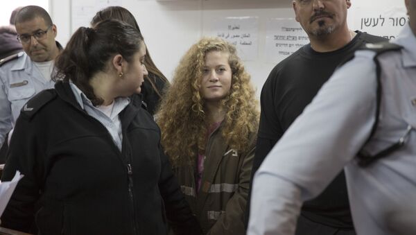 Palestinian protest icon Ahed Tamimi is in a courtroom at the Ofer military prison near Jerusalem - Sputnik International