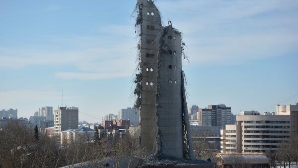 Demolition of an unfinished TV tower in Yekaterinburg. Its construction was stopped on the last year of the USSR existence - Sputnik International