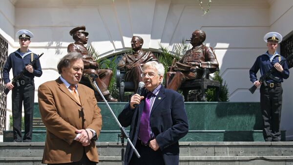 A monument to the famous Yalta conference of the anti-Hitler coalition leaders, Josef Stalin, Winston Churchill and Franklin Roosevelt, was unveiled at the Krasmashevsky holiday hotel in Sochi. The monument was made by Israeli sculptor Frank Maisler, right - Sputnik International
