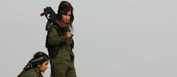 Kurdish YPG Fighters - Sputnik International