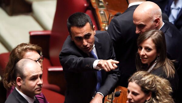 Five Stars Movement (M5S) leader Luigi Di Maio gestures at the Chamber of Deputies during the first session since the March 4 national election in Rome, Italy March 23, 2018 - Sputnik International