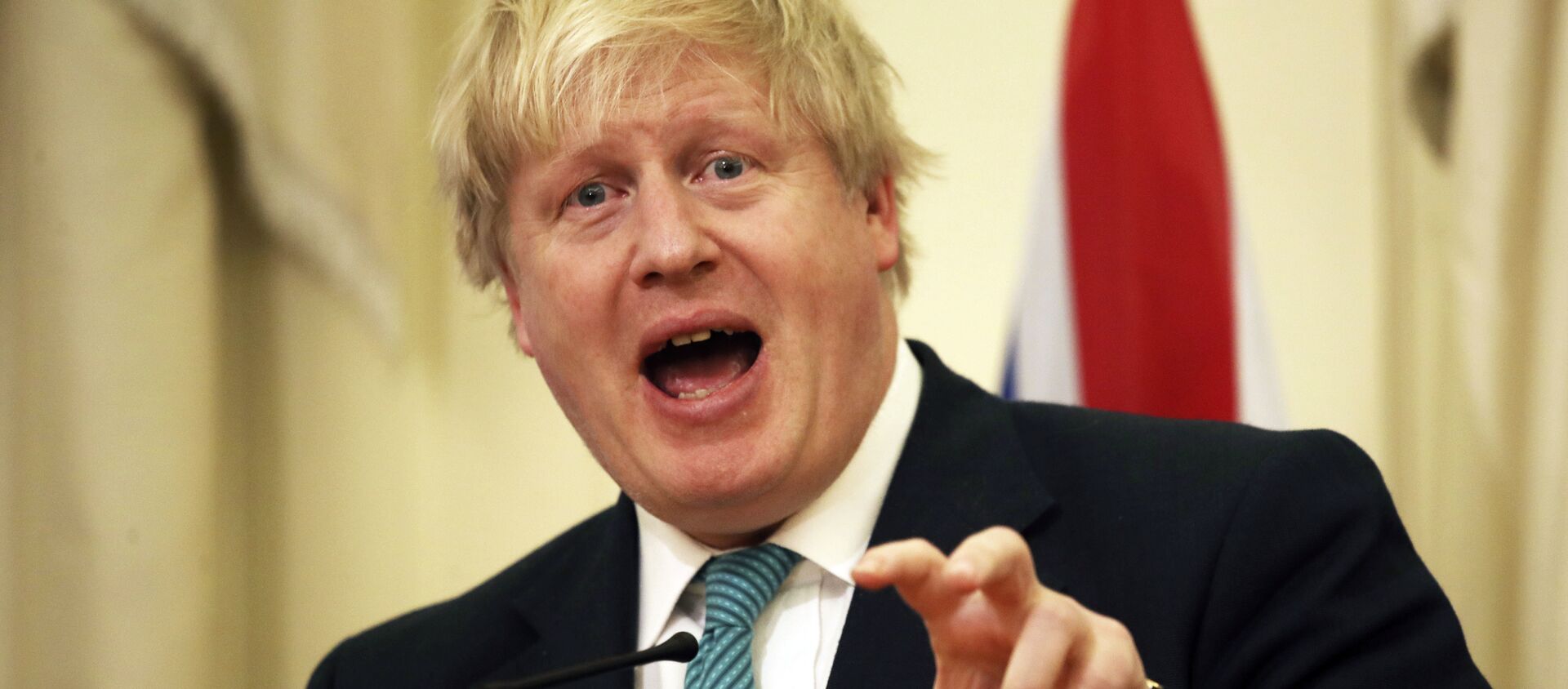 British Foreign Secretary Boris Johnson answers a question during a news conference after his meeting with Greek Foreign Minister Nikos Kotzias, in Athens on Thursday, April 6, 2017 - Sputnik International, 1920, 08.07.2018