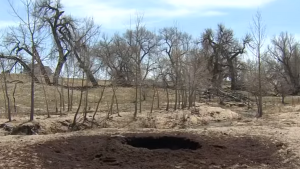 Crater found on Colorado ranch - Sputnik International
