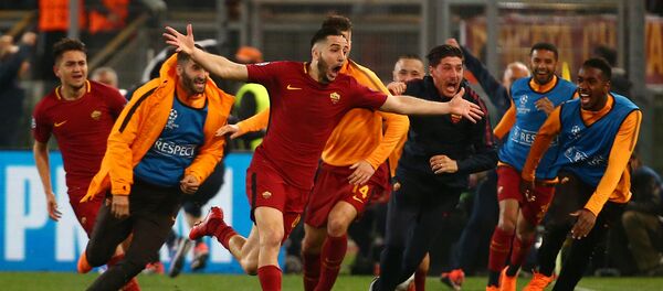Soccer Football - Champions League Quarter Final Second Leg - AS Roma vs FC Barcelona - Stadio Olimpico, Rome, Italy - April 10, 2018 Roma's Konstantinos Manolas celebrates scoring their third goal with team mates - Sputnik International