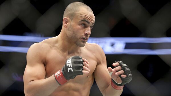 Eddie Alvarez competes at UFC 211 in Dallas. Alvarez is a coach on UFC's long-running reality series, The Ultimate Fighter. Alvarez (28-5, 1 NC) will fight Justin Gaethje (18-0) at the end of the season in a 155-pound bout on Dec. 2 at UFC 218 in Detroit. - Sputnik International