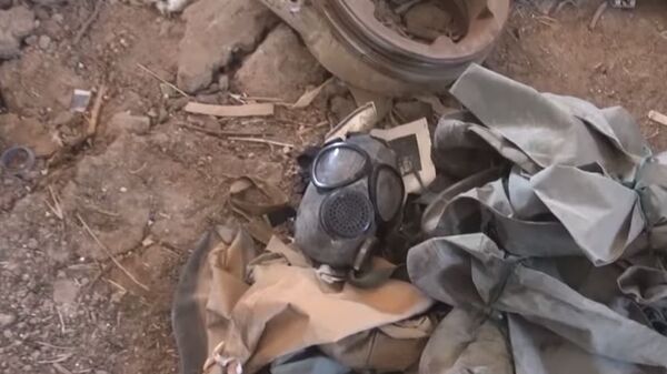 Gas Mask found at Chemical Lab in Eastern Ghouta  - Sputnik International