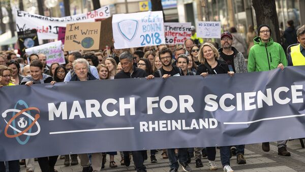 Protesters attend a 'March For Science' in Cologne, Germany, to support global freedom for science. - Sputnik International