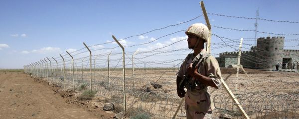 Iranian border guard. (File) Iranian border guard. (File) - Sputnik International