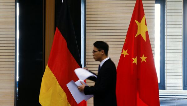 German and Chinese flags - Sputnik International