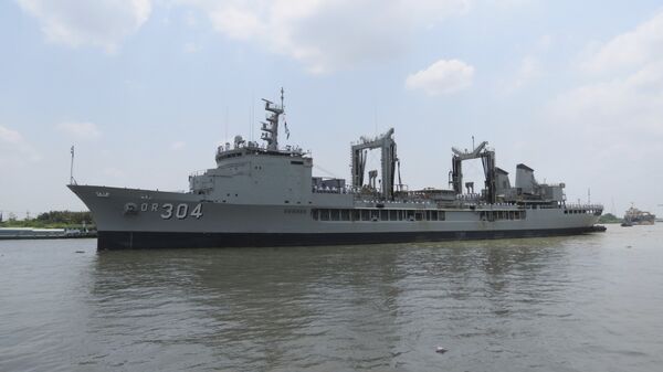 In this Thursday, April 19, 2018, photo, Royal Australian Navy frigate HMAS Success prepares to dock at Saigon port in Ho Chi Minh City, Vietnam - Sputnik International