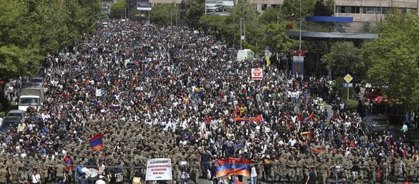 People march during a protest against the appointment of ex-president Serzh Sarksyan as the new prime minister in Yerevan, Armenia April 23, 2018 People march during a protest against the appointment of ex-president Serzh Sarksyan as the new prime minister in Yerevan, Armenia April 23, 2018 - Sputnik International