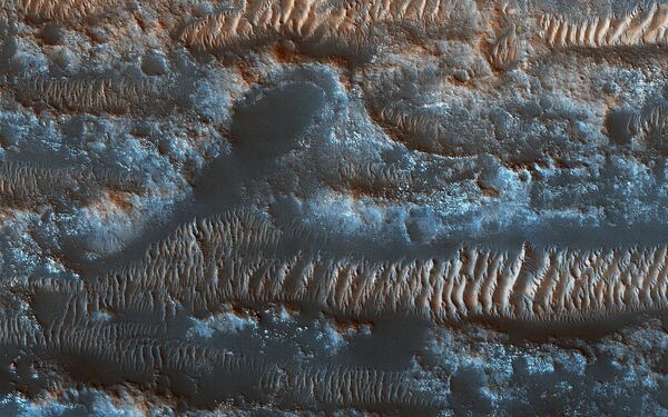 Space Probe Captures Startling Images of Dried-up River System on Mars Space Probe Captures Startling Images of Dried-up River System on Mars - Sputnik International