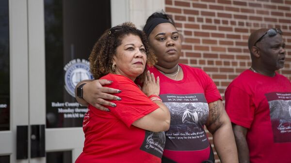 Southern Justice: Florida Family Fights for Arrest of Son’s Killer - Sputnik International