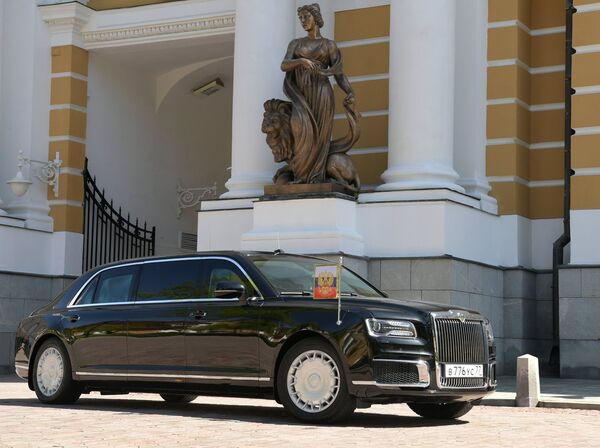 Aurus limousine of the President of the Russian Federation motorcade, part of the Cortege project Aurus limousine of the President of the Russian Federation motorcade, part of the Cortege project - Sputnik International