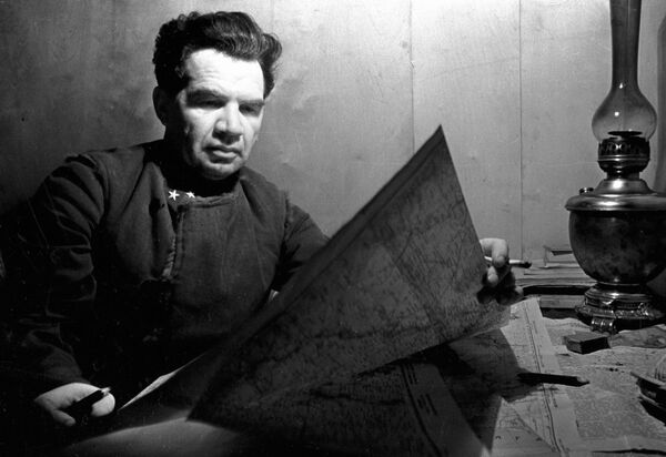 Hitler Kaput: How Stalin Learned About the Fuhrer's Suicide - Sputnik International