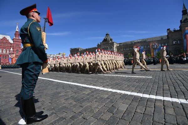 Moscow's 2018 Victory Day Military Parade in Photos - Sputnik International