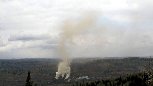 Smoke from the Raspadskaya mine in Kemerovo Region (File) - Sputnik International