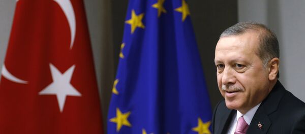Turkish President Recep Tayyip Erdogan waits for the arrival of European Council President Donald Tusk prior to a meeting at the EU Council building in Brussels on Monday, Oct. 5, 2015. Turkish President Recep Tayyip Erdogan waits for the arrival of European Council President Donald Tusk prior to a meeting at the EU Council building in Brussels on Monday, Oct. 5, 2015. - Sputnik International