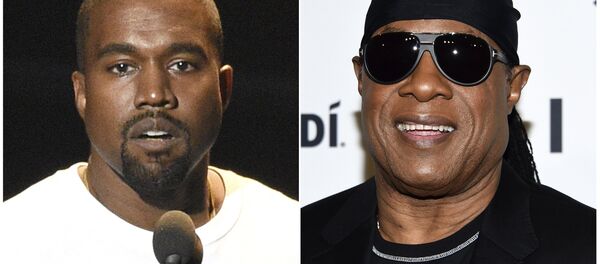 In this combination photo Kanye West speaks at the MTV Video Music Awards in New York on Aug. 28, 2016, left, and Stevie Wonder attends the TIDAL X: Brooklyn 3rd Annual Benefit Concert in New York on Oct. 17, 2017 In this combination photo Kanye West speaks at the MTV Video Music Awards in New York on Aug. 28, 2016, left, and Stevie Wonder attends the TIDAL X: Brooklyn 3rd Annual Benefit Concert in New York on Oct. 17, 2017 - Sputnik International