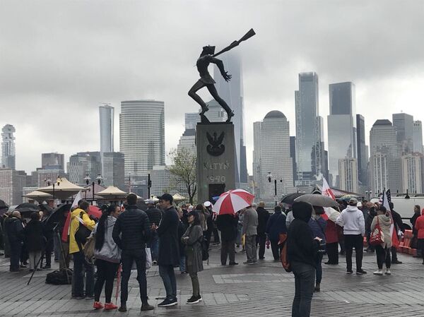 Rally in Jersey City Against Relocation of Katyn Memorial - Sputnik International