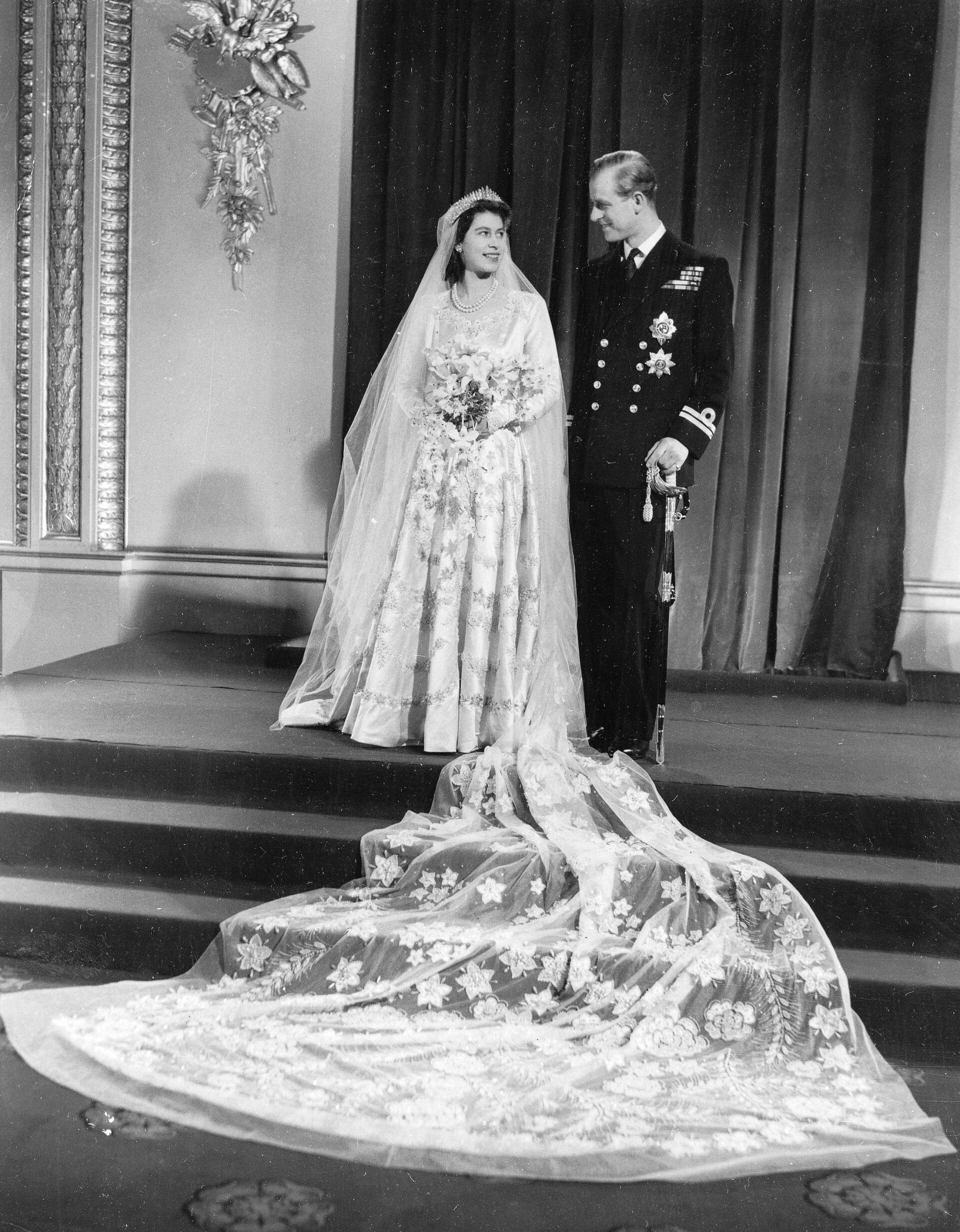 Till Death Do Us Part: 74-Year-Long Love Affair of Queen Elizabeth and Prince Philip  - Sputnik International, 1920, 09.04.2021