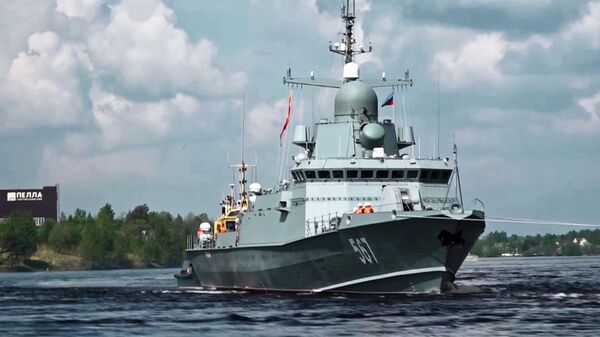 The Project 22800 Karakurt-class missile corvette Uragan during the first stage of the trials in Lake Ladoga - Sputnik International