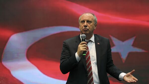 Muharrem Ince, Turkey's main opposition Republican People's Party (CHP) candidate for the upcoming snap presidential election, speaks during a party gathering in Ankara, Turkey, May 4, 2018 - Sputnik International