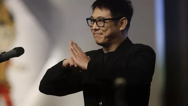 Jet Li - Sputnik International