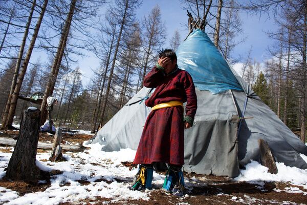 Meet the Inhabitants of Taiga Debris: Reindeer, Herders and Shamans of Mongolia - Sputnik International