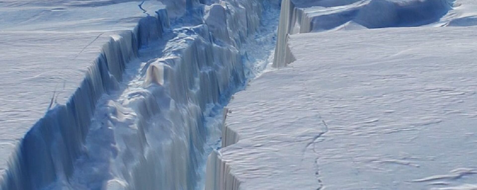 The crack in Antarctica’s Pine Island Glacier  - Sputnik International, 1920, 03.07.2022