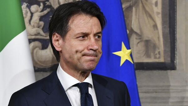 Italy's Prime minister candidate Giuseppe Conte leaves after a meeting with Italy's President Sergio Mattarella on May 27, 2018 at the Quirinale presidential palace in Rome. Italy's prime ministerial candidate Giuseppe Conte gave up on Sunday his mandate to form a government after talks with the president over his cabinet collapsed. - Sputnik International