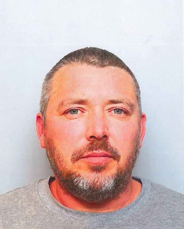 Lee Childs was captured on Post Office cameras sending hundreds of drug packages through the mail Lee Childs was captured on Post Office cameras sending hundreds of drug packages through the mail - Sputnik International