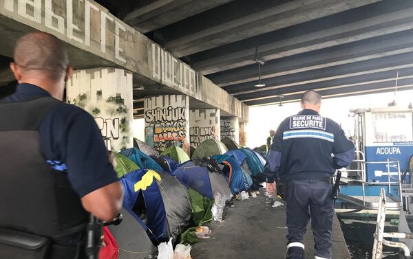 Evacuation of the largest migrant camp in Paris - Sputnik International