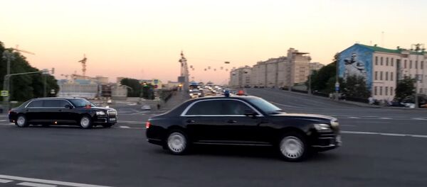 Presidential Motorcade leaves the Kremlin Presidential Motorcade leaves the Kremlin - Sputnik International
