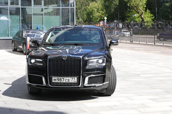 Russian President Vladimir Putin's Kortezh limousine  - Sputnik International