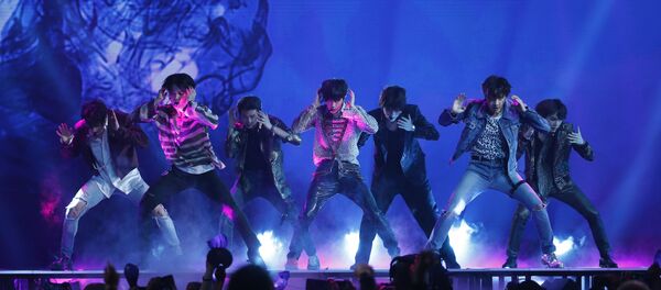 2018 Billboard Music Awards - Show - Las Vegas, Nevada, U.S., 20/05/2018 - BTS performs Fake Love. 2018 Billboard Music Awards - Show - Las Vegas, Nevada, U.S., 20/05/2018 - BTS performs Fake Love. - Sputnik International