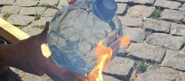 A Holy Spring bottle catching fire in the Sun. - Sputnik International