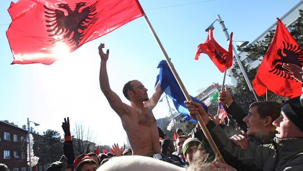 A street in Pristina. At the moment an emergency session began in the local parliament to approve Kosovo's independence from Serbia - Sputnik International