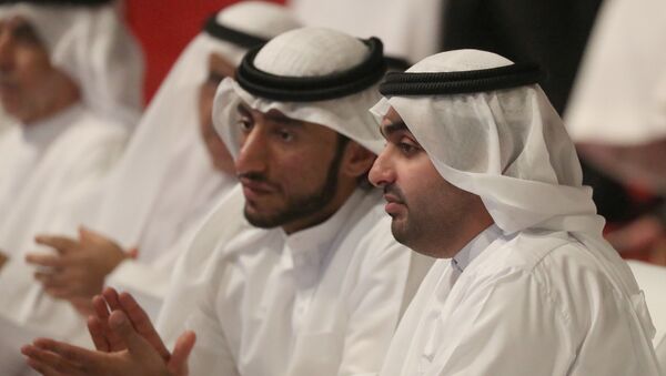Chairman of Fujairah Culture and Media Authority Rashid bin Hamad Al Sharqi (R) attends the innovation award during the launching of the Innovation Award in the Gulf emirate of Fujairah on March 29, 2018 - Sputnik International